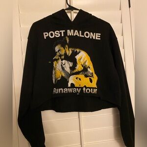 Post Malone Runaway Tour (2019) Cropped Hoodie 
Black and Yellow, Size Small